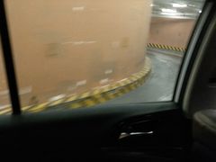 -国金中心-停车场