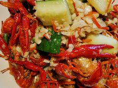 蒜香小龙虾-虾胡闹龙虾馆(湄南河店)