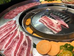 -哈哈碳都·牛肋条无限自助烤肉(宝龙店)
