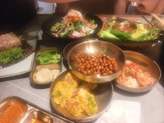 -草家酱蟹炭火烤肉店(珲春南路一店)