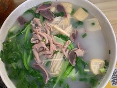 经典鸭血粉丝汤-胡记锅贴·沪上游子老鸭粉丝汤(太原路店)