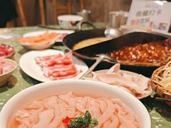 -五里关火锅(上海鑫耀·光环Live店)