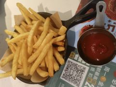 -必胜客(广渠路店)