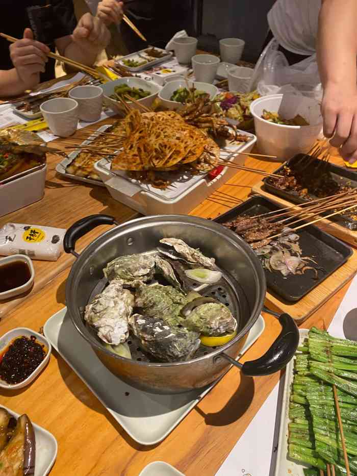 木屋烧烤(洪山光谷店)-"继上一次老婆中的霸王餐在他家吃过后又一次.