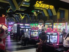 -反斗乐园π·电玩·高空拓展·蹦床(龙华天虹店)