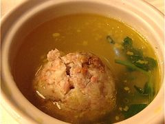 蟹粉狮子头-怡园饭店-餐厅(四望亭店)