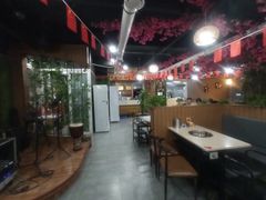 大堂-来伊回麻辣烫·火锅串串清真(红瓦寺总店)