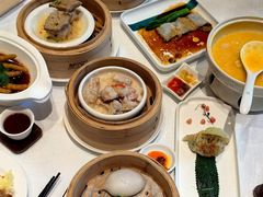 -景月阁空中食府(希尔顿酒店)