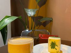 -Fridi Patisserie Cafe