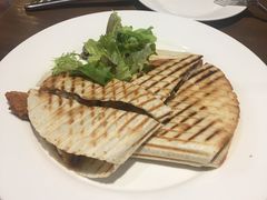 -拉亚汉堡经典餐厅(商城路店)