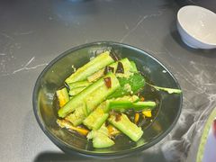 水果黄瓜-红盔甲·小龙虾(人民广场店)
