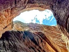 -天山神秘大峡谷