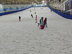 -乔波室内滑雪场