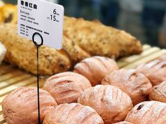 -焙丽拾光(麦凯乐直营店)