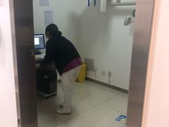 -瑞尔齿科(颐堤港诊所)