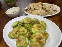 咸蛋黄炒小瓜-甜甜屋(解放中路店)