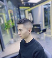 -东方美妍小鹏造型
