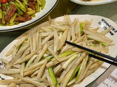 -九头鹰家宴(岳家嘴店)