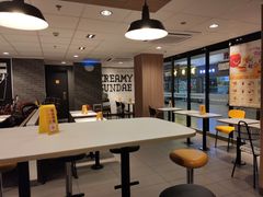 大堂-麦当劳(电白服务区店)