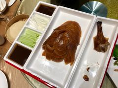 片皮鸭-王府井酒店(金桥港湾店)