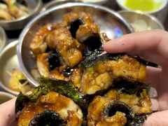 -围炉肉舍•炭烤活鳗•丹东海鲜烤肉(步行街店)