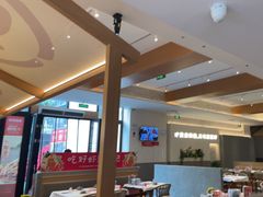 -肥肥虾庄·金牌油焖大虾(汉口城市广场店)