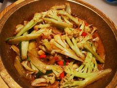 -佬麻雀·新湘菜(珠海金发购物中心店)