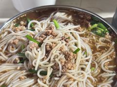 -正宗杨记普洱酸醋米线(总店)
