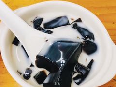-梧州双钱龟苓膏(老街店)
