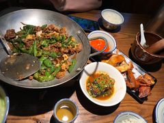 -老湘村·湖南土菜(天河维多利店)