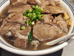 -粉吖吖·邵阳米粉(体育西路店)