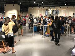 -东荟城名店仓
