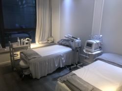 -F.N冻龄皮肤管理中心