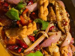 -休记光头香辣蟹干锅店(衣冠庙店)