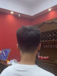 -贝勒爷专业男发