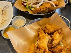炸鸡翅一半一半-富乐满韩国正宗炸鸡韩国料理(虹泉路店)