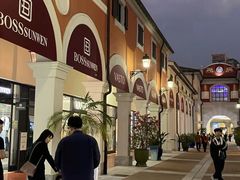-佛罗伦萨小镇广佛名品奥特莱斯(疏港路店)