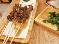 -衡哥肉铺