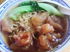 牛腩牛筋面-正斗面家