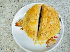 猪扒蛋菠萝包-沙溪兄茶餐厅