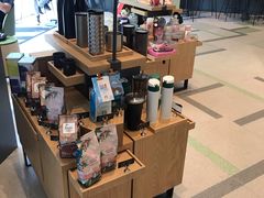 零售区-星巴克(宏汇国际广场店)