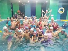 -Swim斯卫姆国际儿童游泳中心(红博中央公园店)