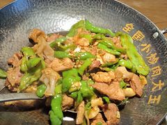 -费大厨辣椒炒肉(万家丽一店)