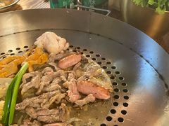 -陈叉子钢盆烤肉(中原万达店)