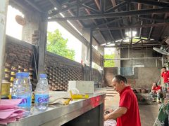 自助取餐区-满記土窑烧鷄波浪山莊