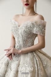 -Lady  Jane高端婚纱礼服馆