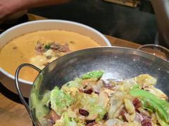 -洞庭土菜小炒馆(易发广场店)