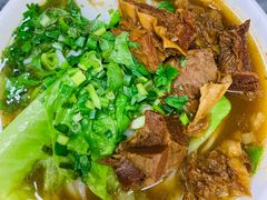 牛腩猪肠河粉-珍珍小食店(西华路店)