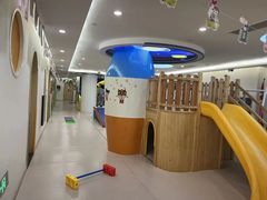 -好奇星国际托育(金地自在城校区)