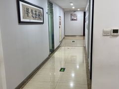 -瑞尔齿科(东方广场诊所)